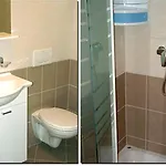 In With Balcony, Air Conditioning, Wifi 858-1 Apartman *