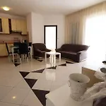 Apartman In With Balcony, Air Conditioning, Wifi 858-1 Zára