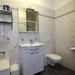 In With Balcony, Air Conditioning, Wifi 858-1 Apartman