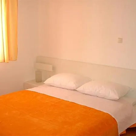 In With Balcony, Air Conditioning, Wifi 858-1 Apartamento *