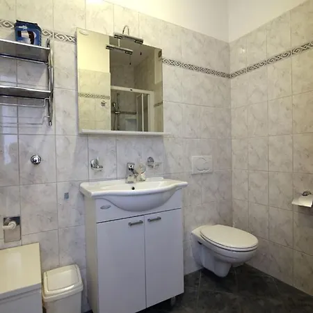 In With Balcony, Air Conditioning, Wifi 858-1 Apartamento