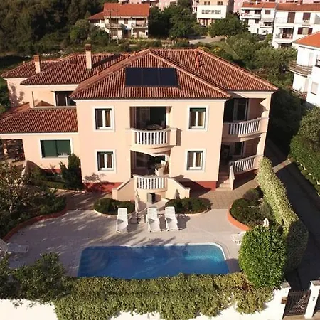 Apartamento In With Balcony, Air Conditioning, Wifi 858-1 Zadar