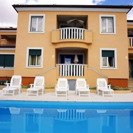 Apartman In With Balcony, Air Conditioning, Wifi 858-1
