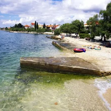 In With Balcony, Air Conditioning, Wifi 858-1 *