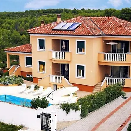 In With Balcony, Air Conditioning, Wifi 858-1 *