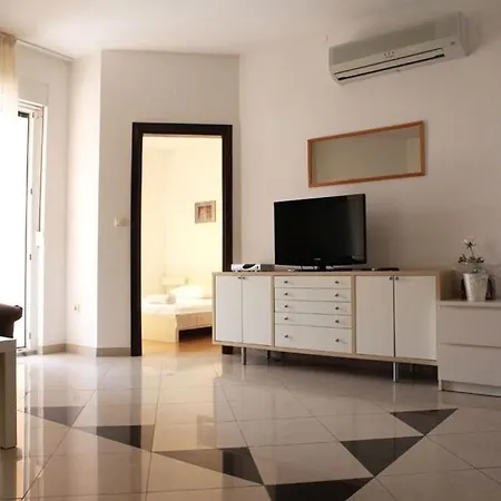 Apartment In With Balcony, Air Conditioning, Wifi 858-1 Zadar
