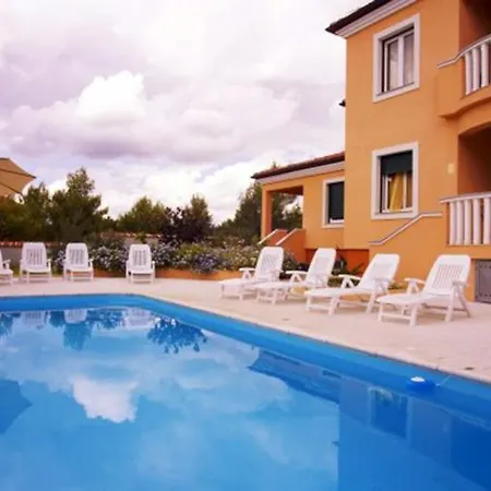 In With Balcony, Air Conditioning, Wifi 858-1 アパート *